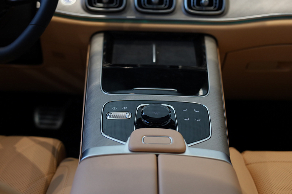 Jaecoo J8 Supreme, серый