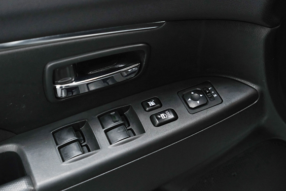 Mitsubishi ASX Invite, 2017 года, пробег 106000 км