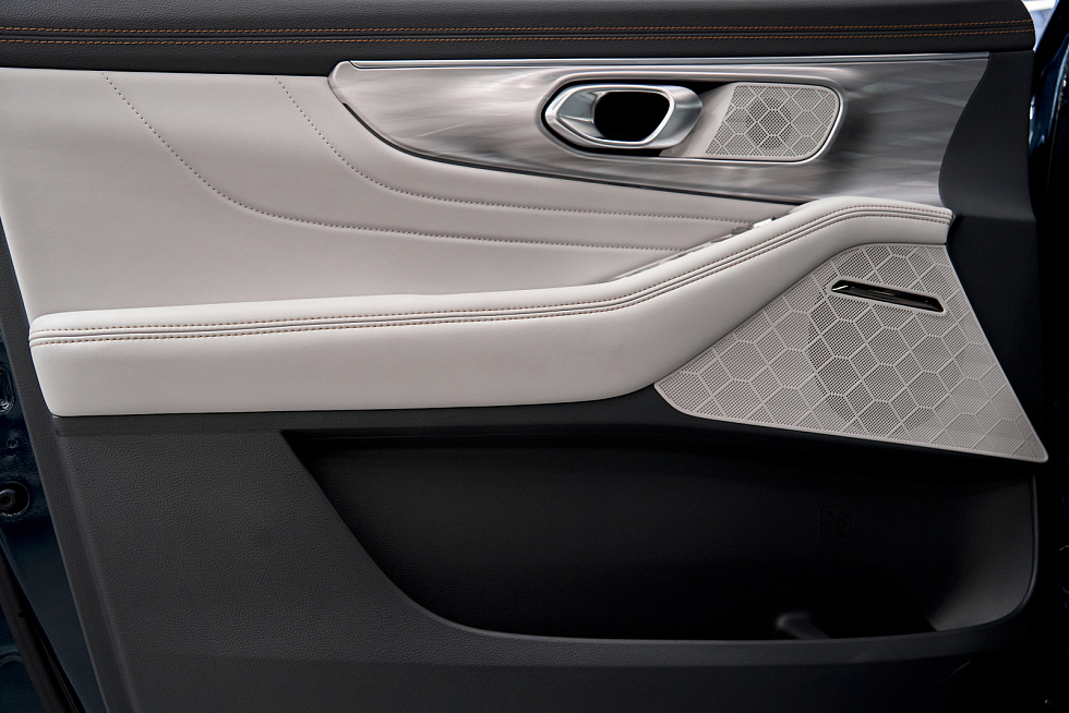 GAC GS8 GL, черный