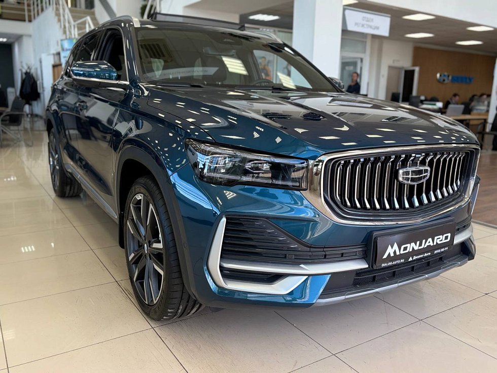 Geely Monjaro Люкс, зеленый