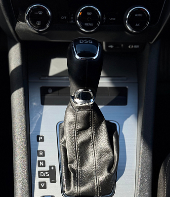 Skoda Octavia Hockey Edition, 2017 года, пробег 187964 км