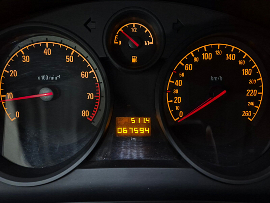 Opel Astra, 2011 года, пробег 67600 км