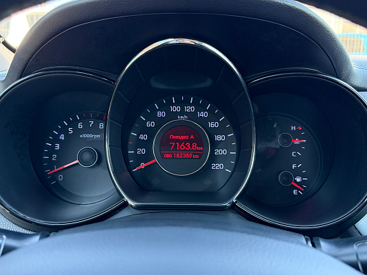 Kia Rio, 2013 года, пробег 181000 км