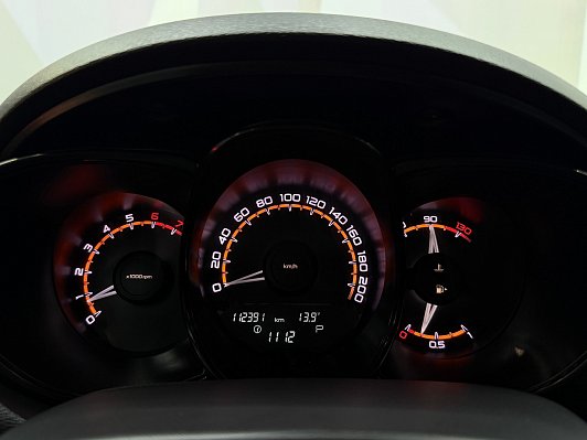 Lada (ВАЗ) Vesta Comfort, 2021 года, пробег 112388 км