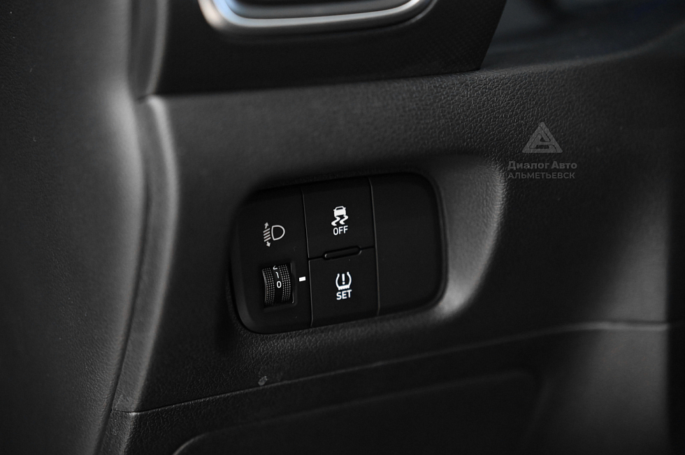 Solaris HC Лайфстайл (АТ), синий