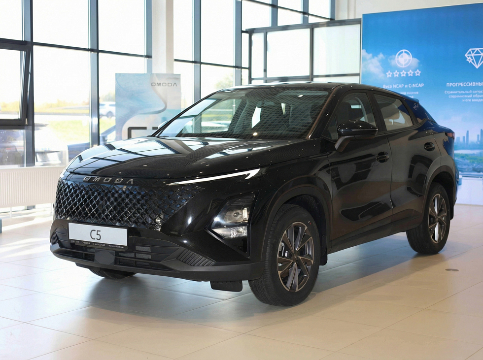 Omoda C5 Актив, черный