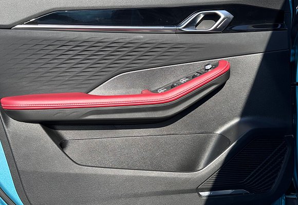 Geely Coolray Comfort, 2023 года, пробег 21173 км