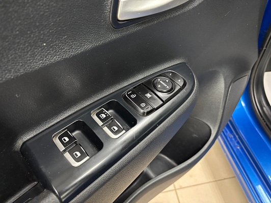 Kia Rio Luxe, 2017 года, пробег 165366 км