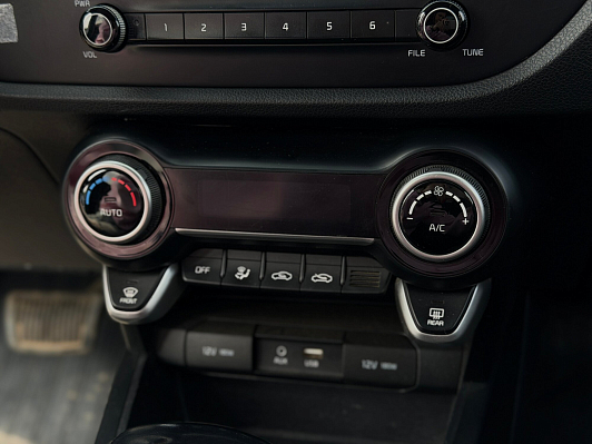 Kia Rio Лига Европы, 2019 года, пробег 137304 км