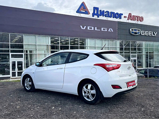 Hyundai i30, 2013 года, пробег 216013 км