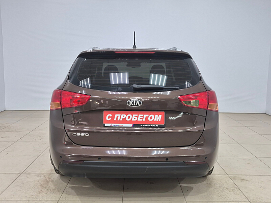 Kia Ceed Luxe, 2013 года, пробег 190063 км