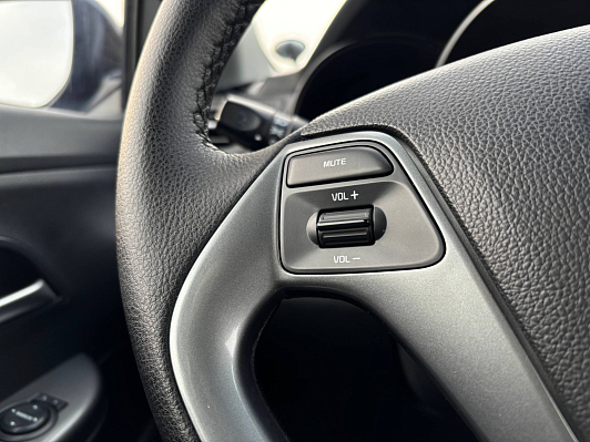 Kia Rio Luxe, 2015 года, пробег 145981 км