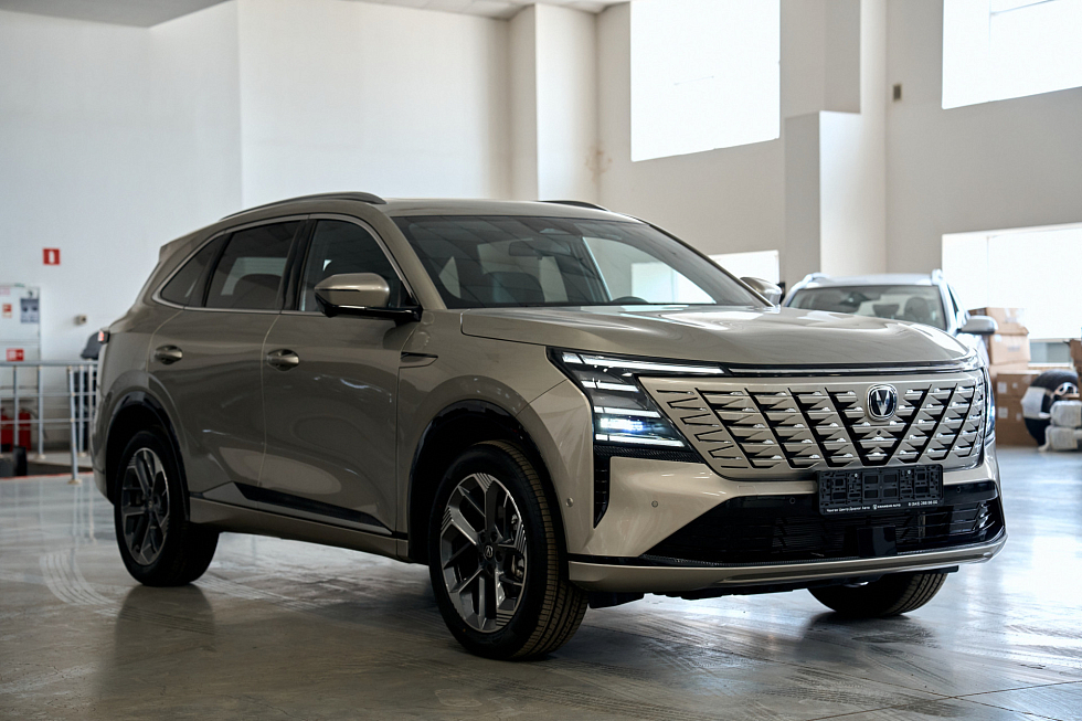 Changan CS75 Plus Техно, голубой