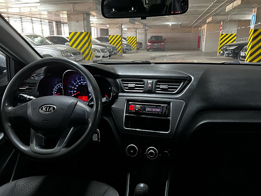 Kia Rio Comfort (без теплых опций), 2012 года, пробег 214000 км