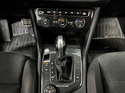 Volkswagen Tiguan Sportline, 2018 года, пробег 161610 км