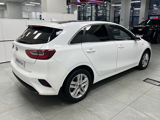 Kia Ceed Luxe, 2018 года, пробег 181751 км