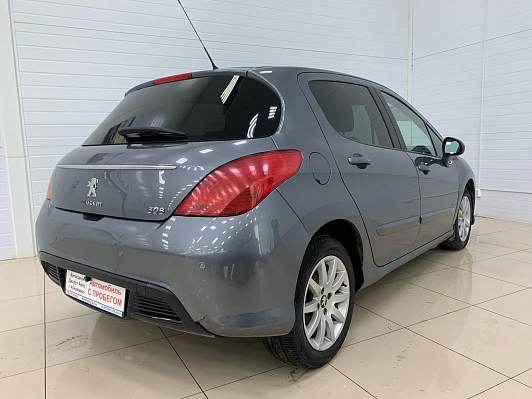 Peugeot 308, 2011 года, пробег 130000 км