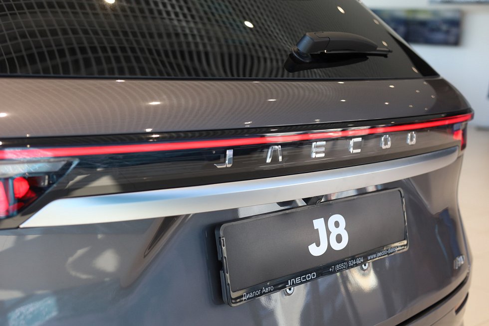 Jaecoo J8 Комфорт, серебряный