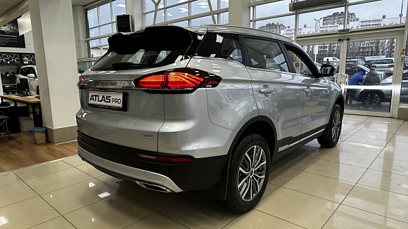 Geely Atlas Pro Luxury, серебряный