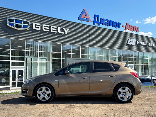 Opel Astra Cosmo, 2012 года, пробег 119710 км
