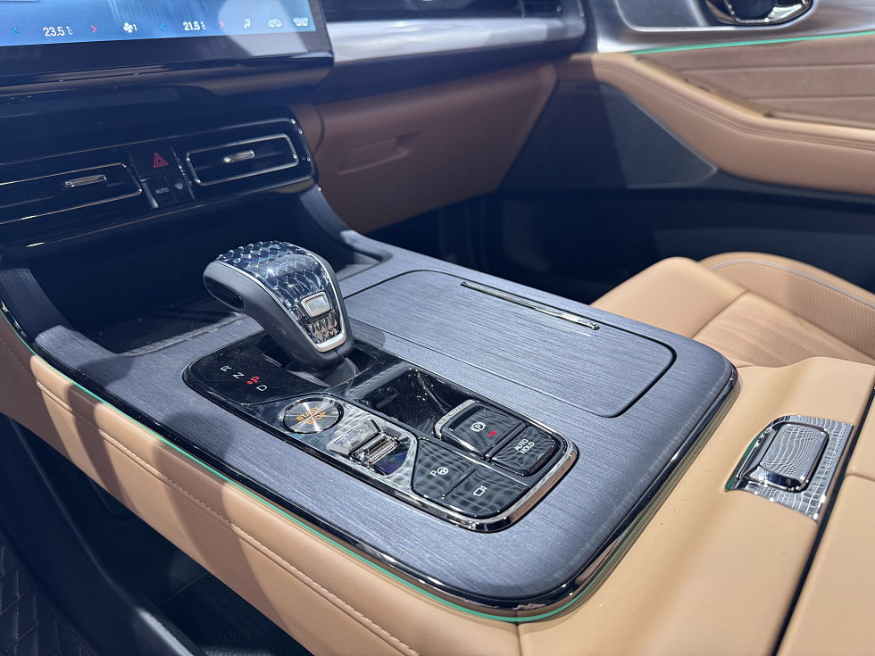 GAC GS8 GX Premium, черный