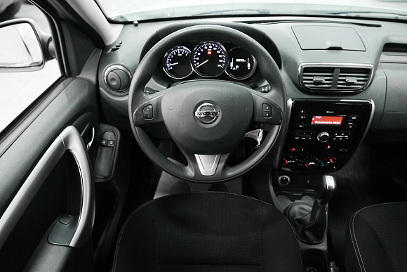 Nissan Terrano Elegance, 2019 года, пробег 20000 км