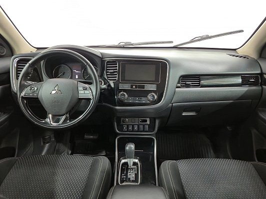 Mitsubishi Outlander Intense+, 2019 года, пробег 99376 км