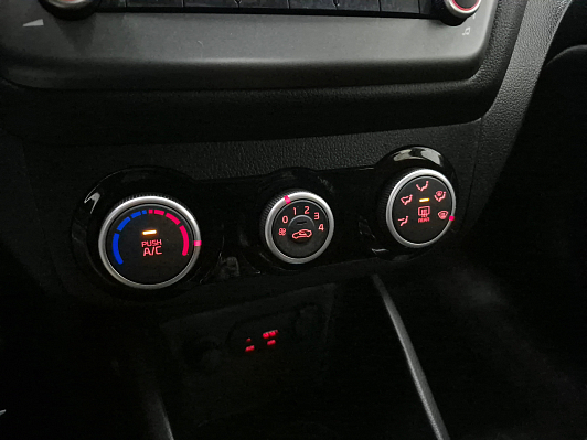 Kia Rio Comfort Кондиционер, 2016 года, пробег 102011 км