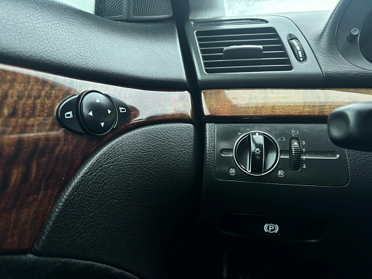 Mercedes-Benz E-Класс, 2002 года, пробег 276715 км