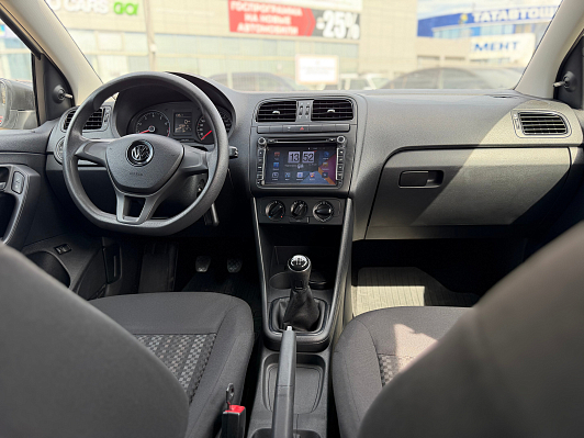 Volkswagen Polo Conceptline, 2017 года, пробег 190000 км