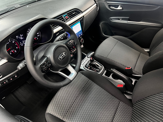 Kia Rio Luxe, 2020 года, пробег 95281 км