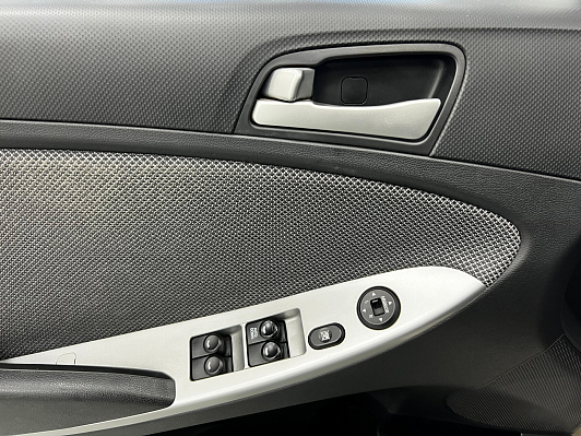 Hyundai Solaris Active, 2013 года, пробег 91893 км