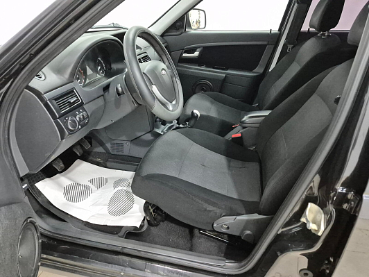 Lada (ВАЗ) Priora Standard 21702-40-050, 2017 года, пробег 147065 км