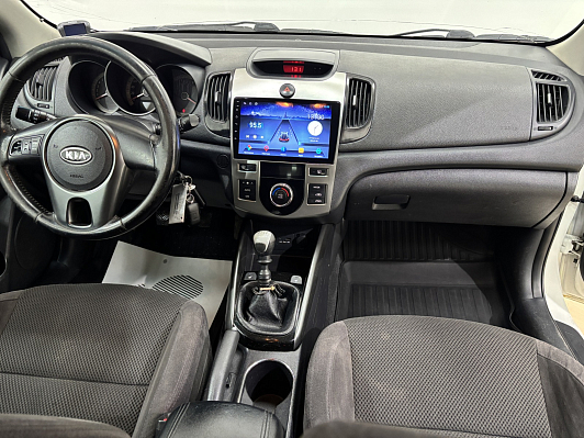 Kia Cerato Comfort, 2011 года, пробег 316833 км