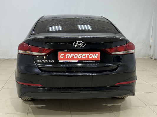 Hyundai Elantra Base, 2016 года, пробег 156000 км