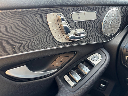 Mercedes-Benz GLC GLC 300 4MATIC Sport Plus, 2017 года, пробег 82399 км