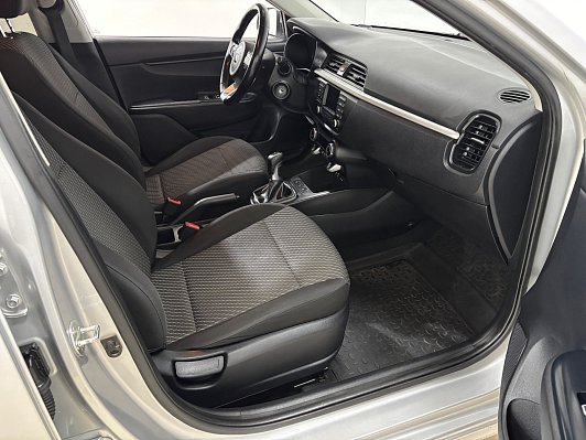 Kia Rio, 2017 года, пробег 125190 км