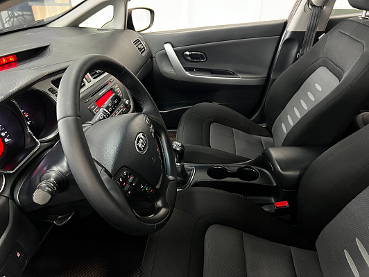 Kia Ceed Comfort, 2013 года, пробег 140078 км