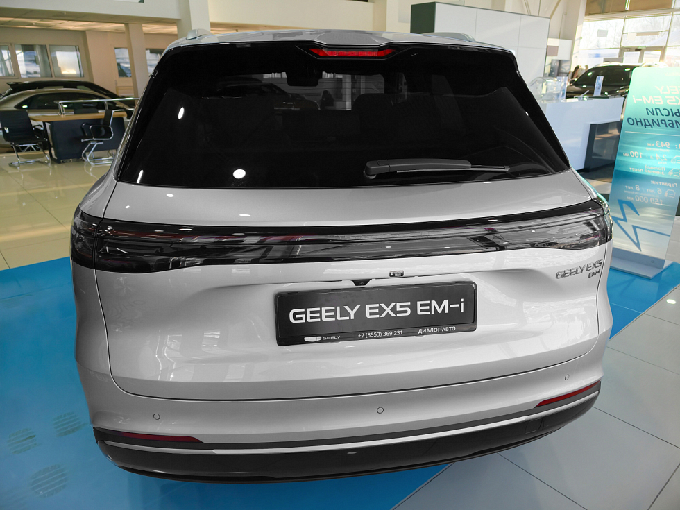 Geely EX5 EM-i Max, серебряный