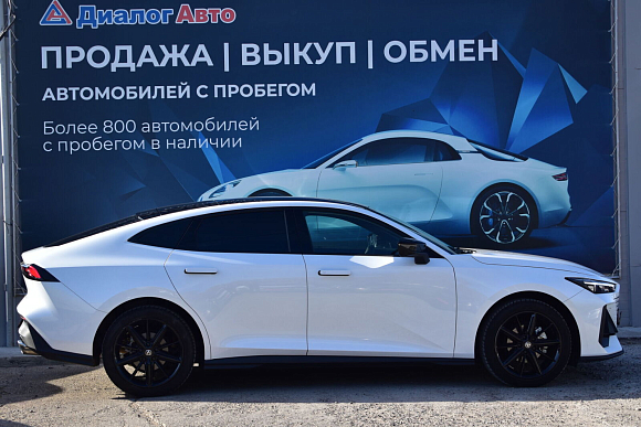 Changan UNI-V DLX, 2023 года, пробег 4500 км