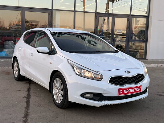 Kia Ceed Classic (без опций обогрева), 2014 года, пробег 138000 км