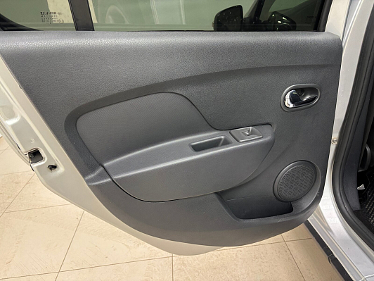 Renault Sandero, 2020 года, пробег 58230 км