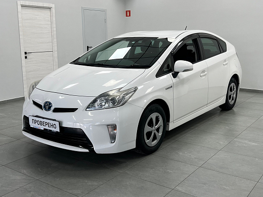 Toyota Prius, 2015 года, пробег 114584 км