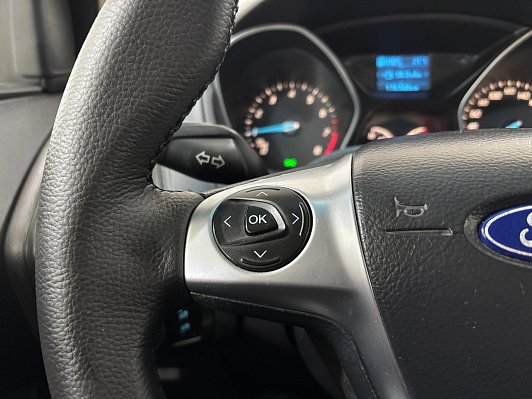 Ford Focus Titanium, 2012 года, пробег 176347 км