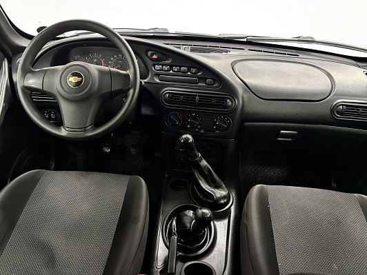 Chevrolet Niva LE+, 2016 года, пробег 180215 км