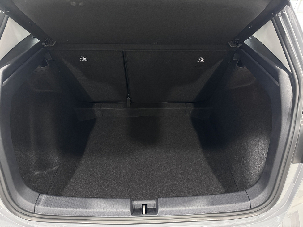 Volkswagen Tharu Monthly, белый