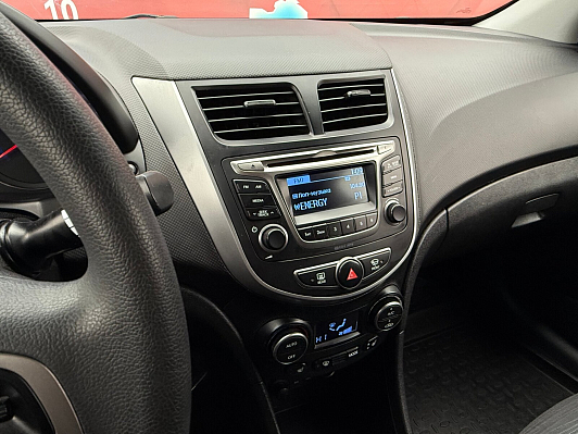 Hyundai Solaris, 2016 года, пробег 290000 км