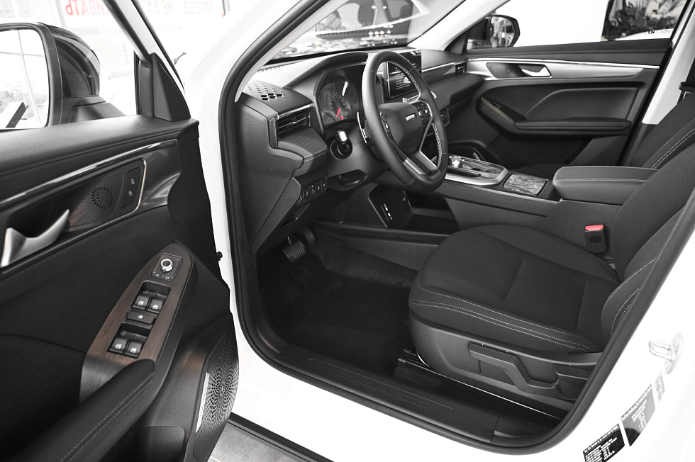 Haval Jolion Премиум, белый