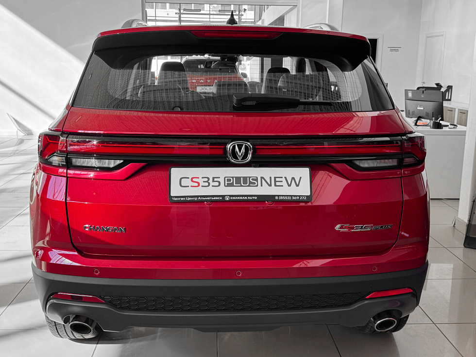 Changan CS35 Plus Техно, красный