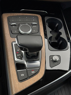 Audi Q7 Advance, 2019 года, пробег 149555 км
